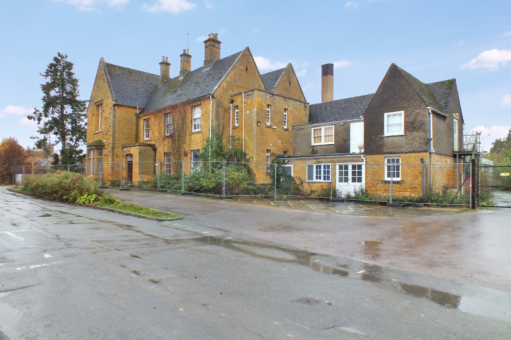 Blue Cedar Homes expands with acquisition of prime Cotswold site The